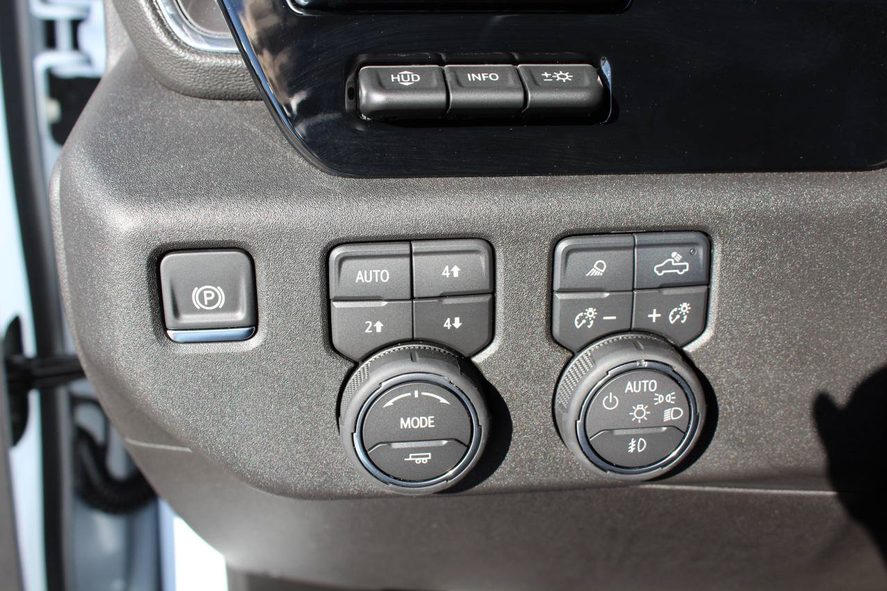 Used 2026 Chevrolet Silverado 3500 High Country w/ High Country Premium Package AWD/4WD image 66