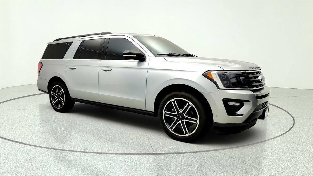 Used 2020 Ford Expedition Max Limited w/ Equipment Group 303A AWD/4WD image 3