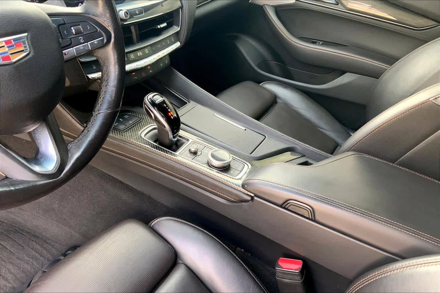 Used 2021 Cadillac CT5 V w/ Premium Package RWD image 17
