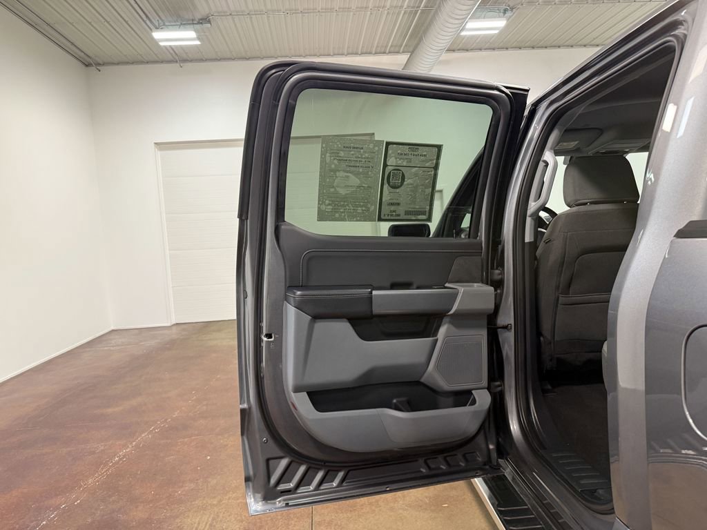 Used 2024 Ford F150 XLT AWD/4WD image 49