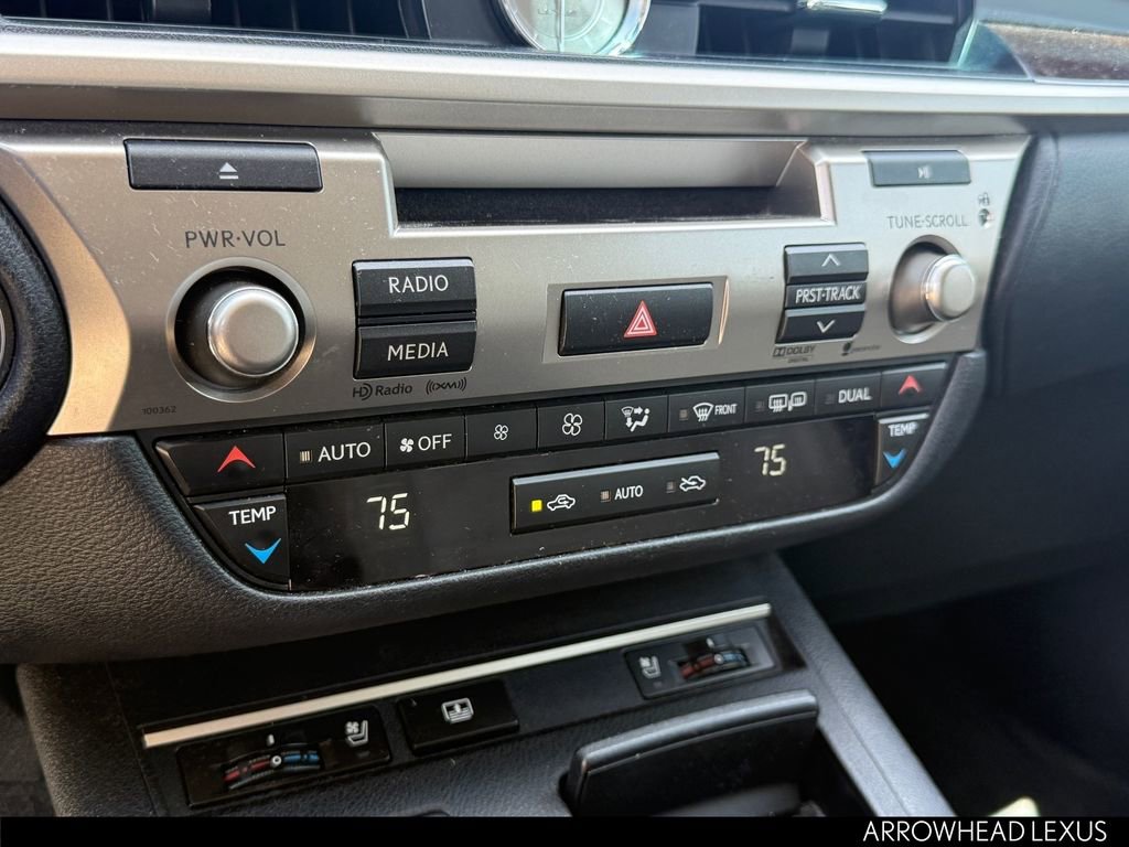 Used 2014 Lexus ES 350 w/ Luxury Package FWD image 21