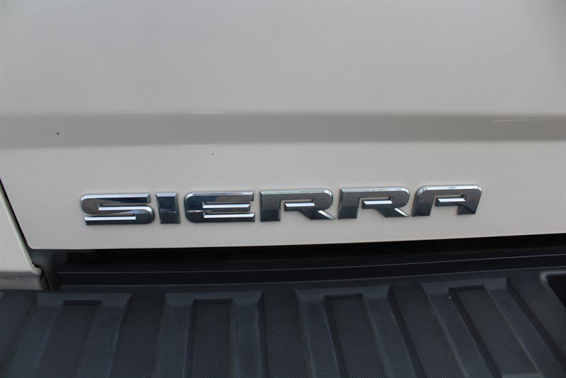 Used 2015 GMC Sierra 1500 Denali w/ Driver Alert Package image 32