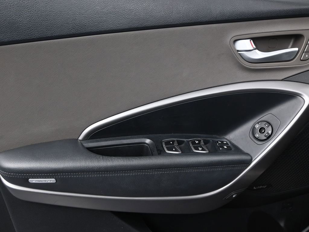 Used 2015 Hyundai Santa Fe Limited w/ Option Group 04 image 11