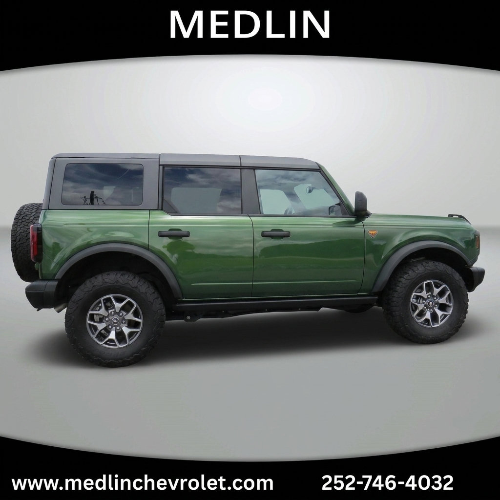 Used 2025 Ford Bronco Badlands AWD/4WD image 8