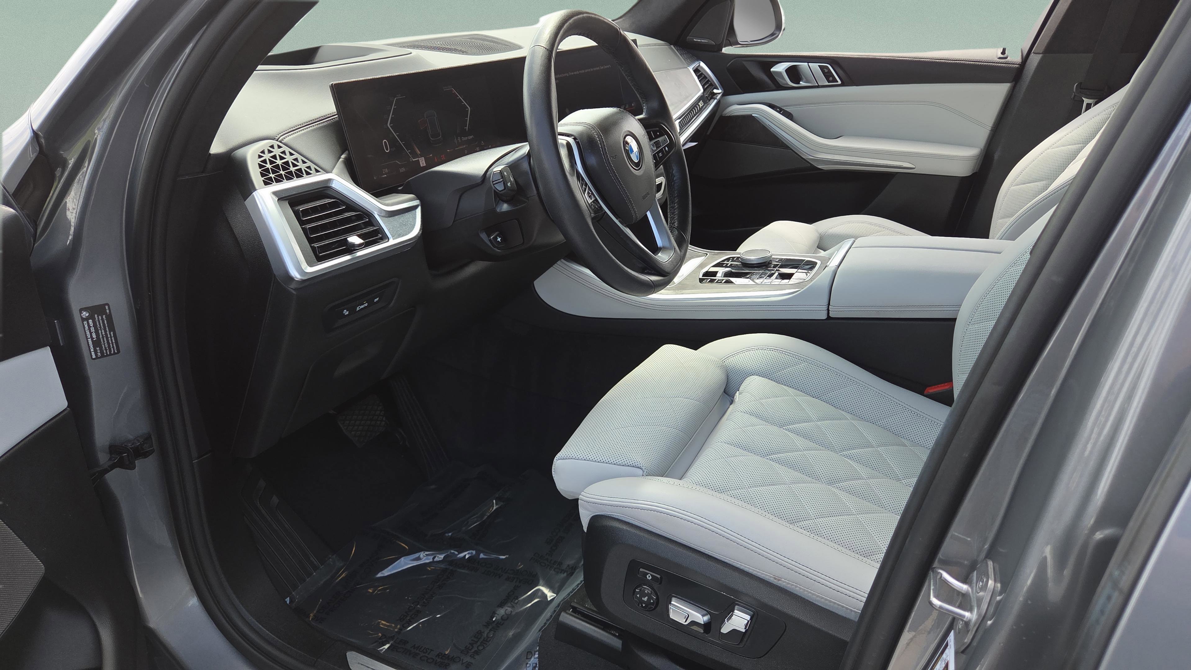 Certified 2024 BMW X5 xDrive40i w/ Premium Package image 9