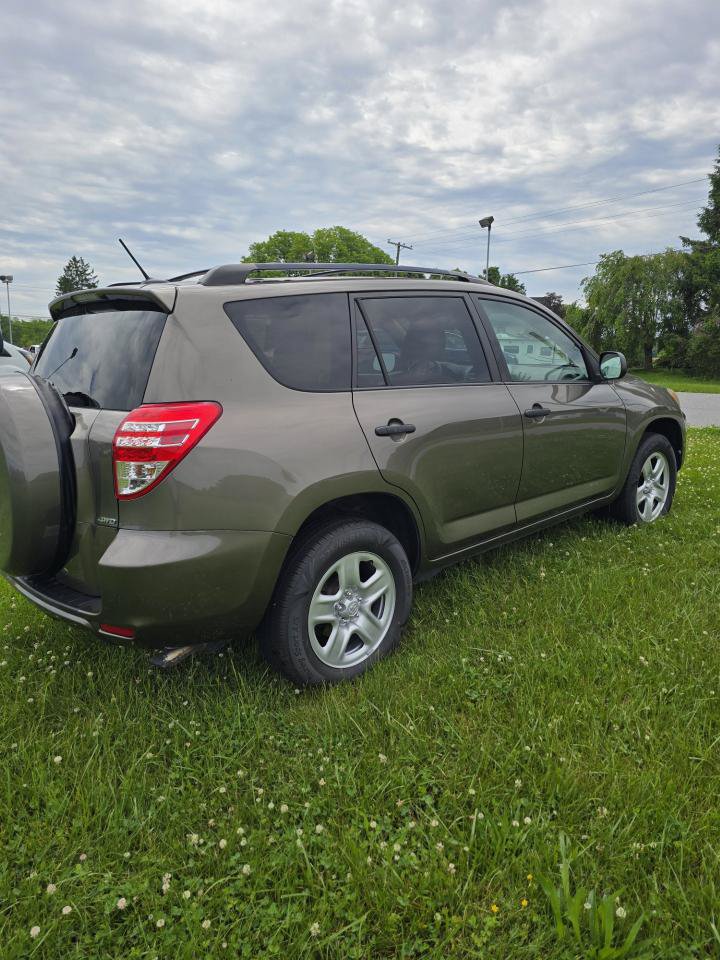Used 2012 Toyota RAV4 4WD w/ Value Pkg image 12