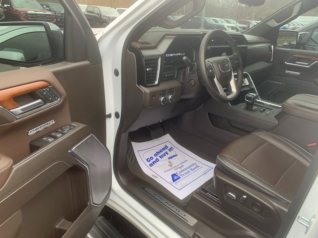 Used 2023 GMC Sierra 1500 Denali w/ Denali Reserve Package image 5