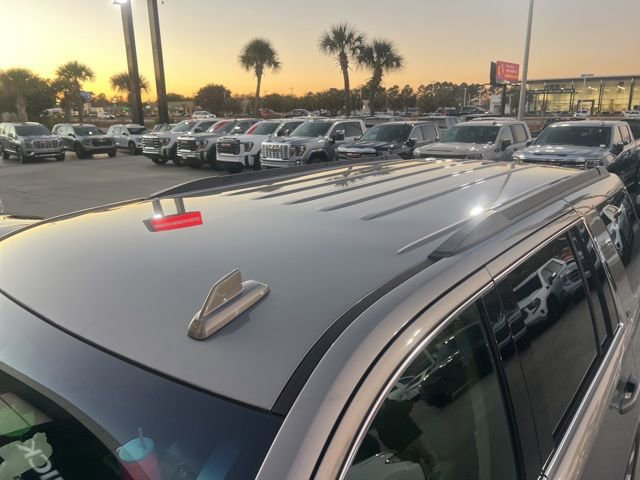 Used 2019 Chevrolet Tahoe LT w/ Luxury Package image 8