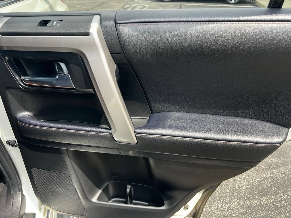 Used 2023 Toyota 4Runner Limited AWD/4WD image 37