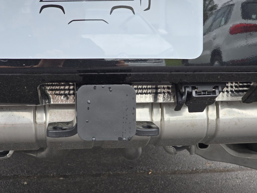 New 2025 Land Rover Defender 110 X-Dynamic SE image 23