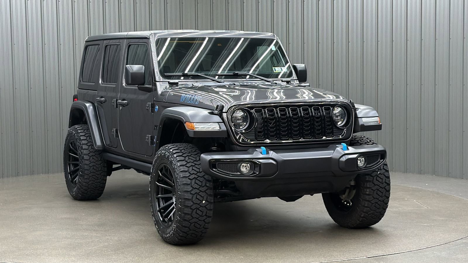 Used 2024 Jeep Wrangler Unlimited AWD/4WD image 7