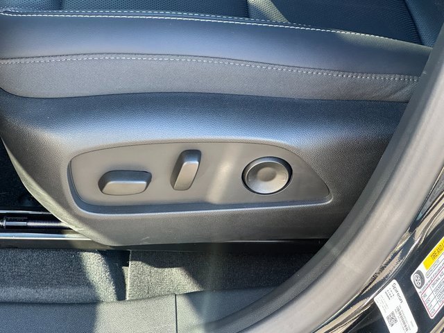 New 2025 GMC Terrain Elevation w/ Elevation Premium Package image 18