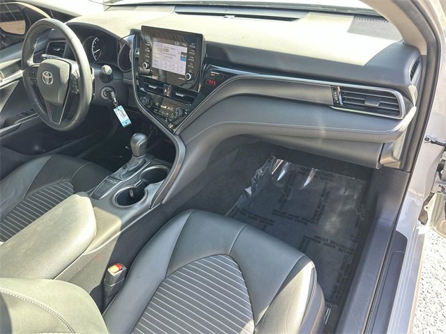 Used 2024 Toyota Camry SE image 26