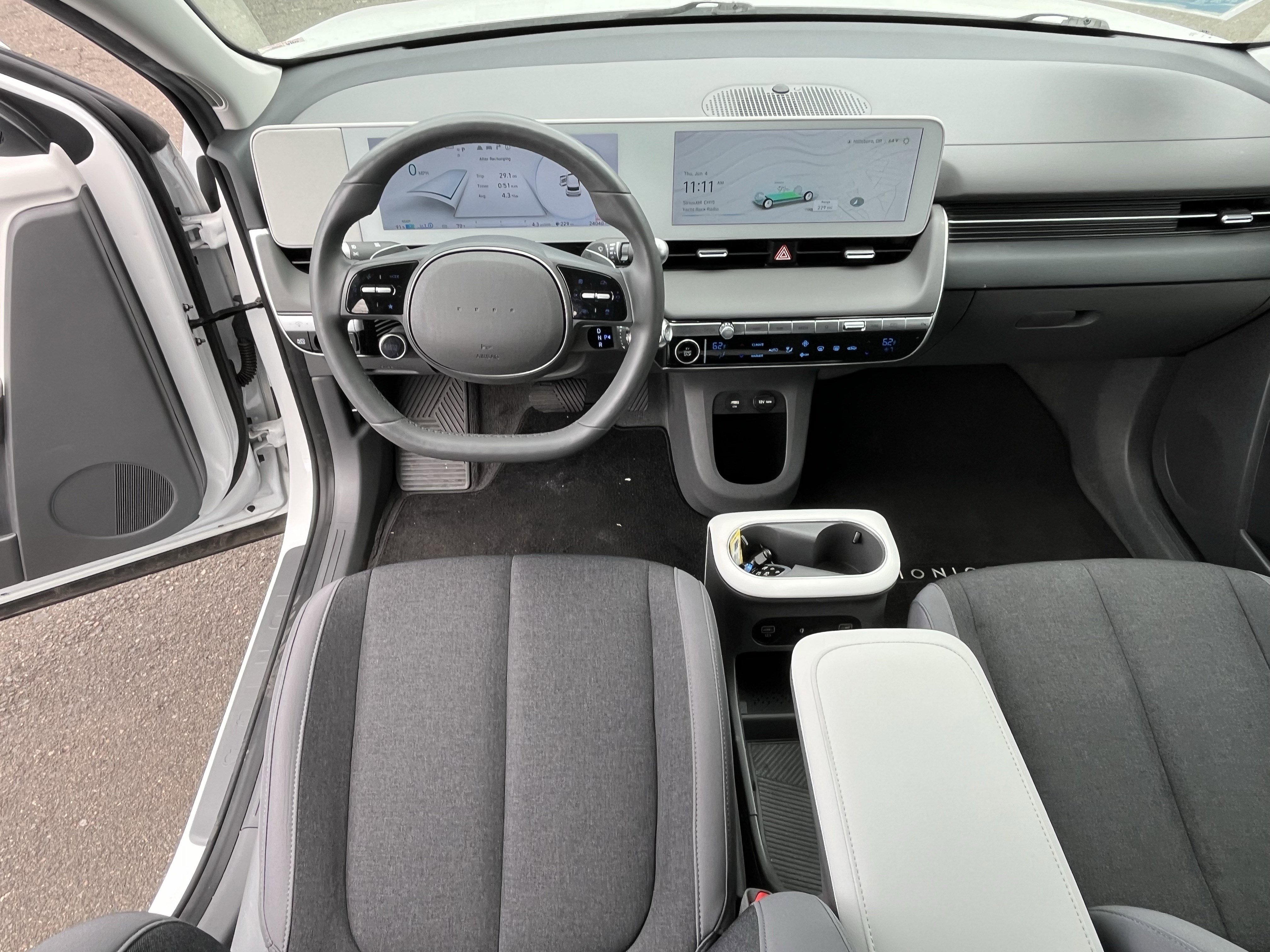 Used 2024 Hyundai Ioniq 5 SEL RWD image 11