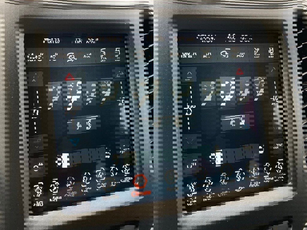 Used 2022 Jeep Cherokee Trailhawk image 21