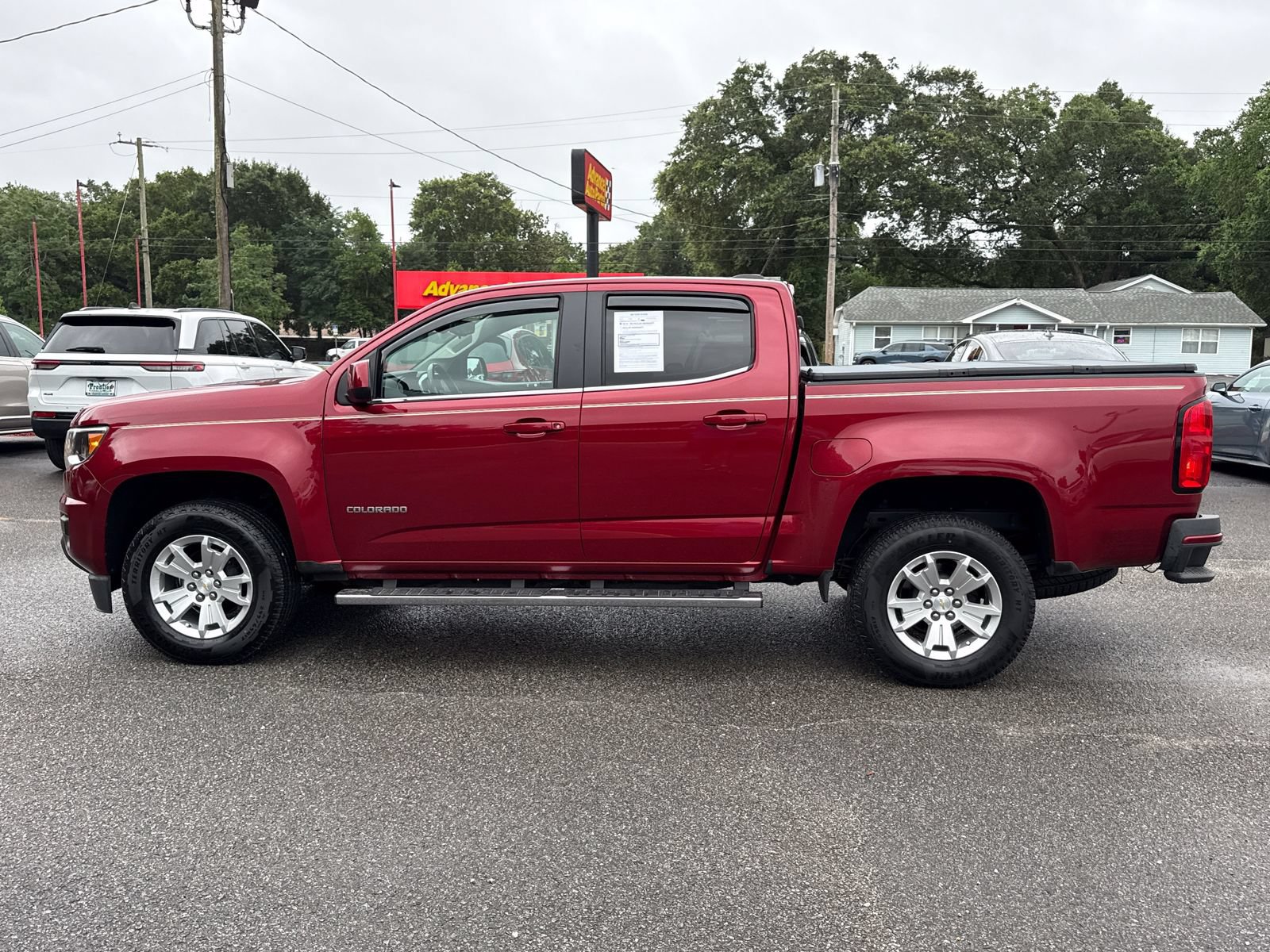 Used 2019 Chevrolet Colorado LT RWD image 2