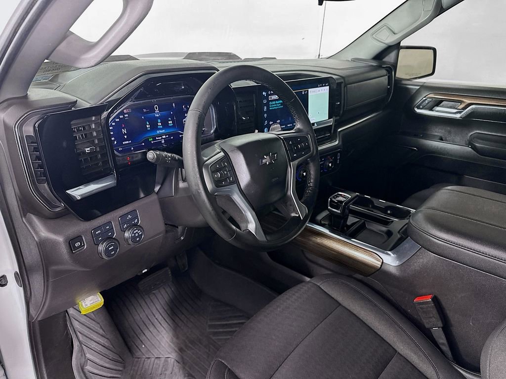 Used 2024 Chevrolet Silverado 1500 LT Trail Boss w/ Protection Package image 30