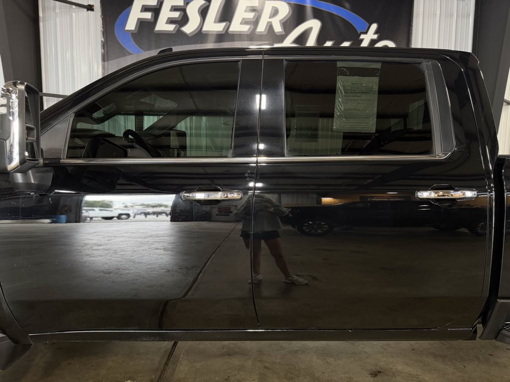 Used 2021 Chevrolet Silverado 2500 LTZ w/ Z71 Chrome Sport Edition AWD/4WD image 13