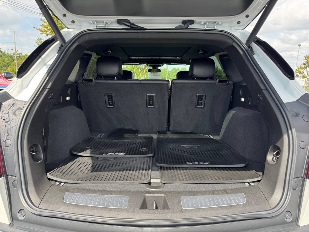 Certified 2022 Cadillac XT5 Premium Luxury AWD/4WD image 39