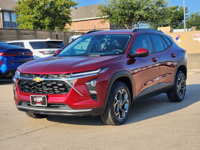 Used 2024 Chevrolet Trax LT w/ Driver Confidence Package FWD image 10