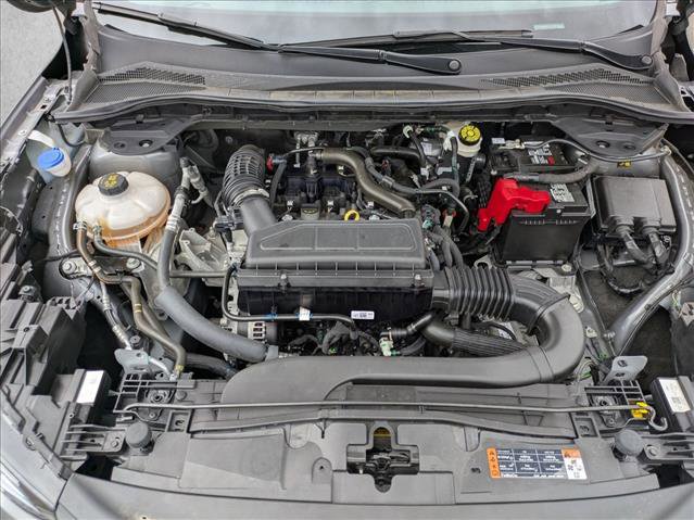 Used 2024 Ford Escape ST-Line w/ Cold Weather Package FWD image 28
