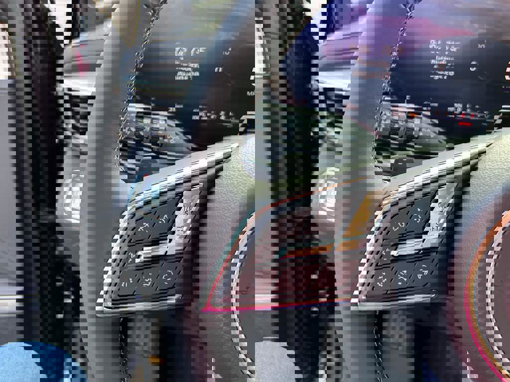 New 2026 Buick Enclave Avenir w/ Super Cruise Package image 13