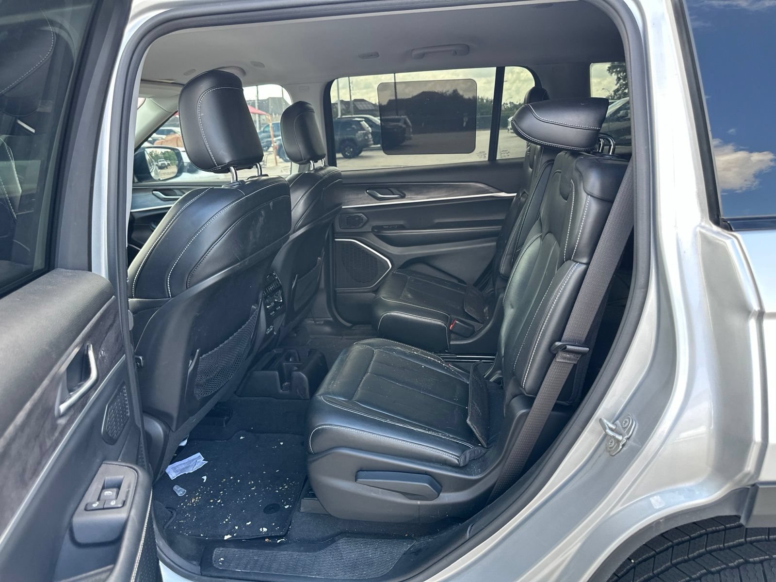 Used 2021 Jeep Grand Cherokee L Limited RWD image 12
