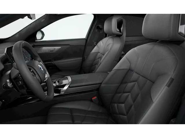 New 2027 BMW 740i xDrive w/ Executive Package AWD/4WD image 6