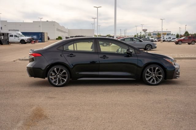 Used 2021 Toyota Corolla SE w/ Carpet Mat Package (TMS) FWD image 8