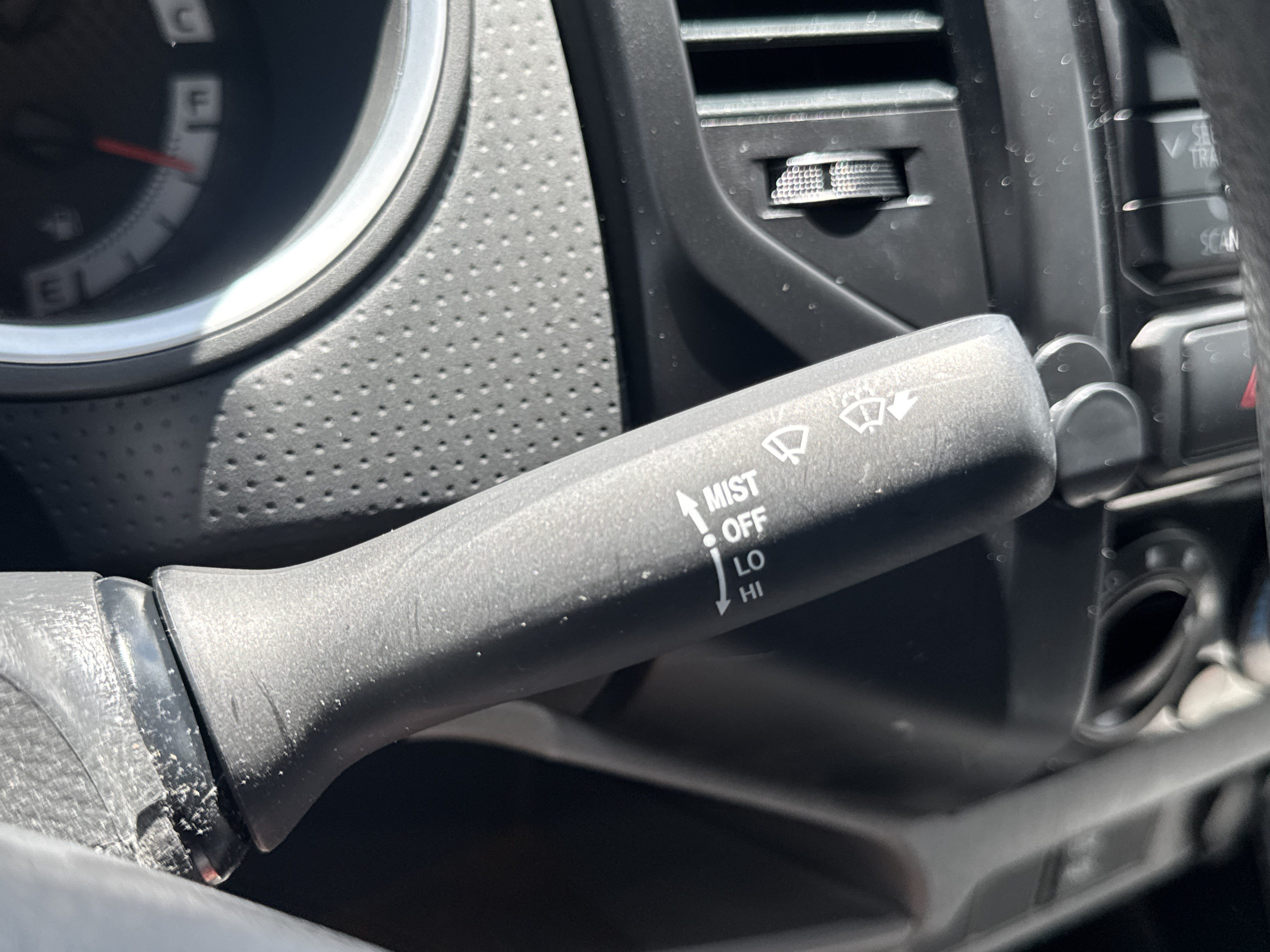 Used 2012 Toyota Tacoma PreRunner RWD image 17