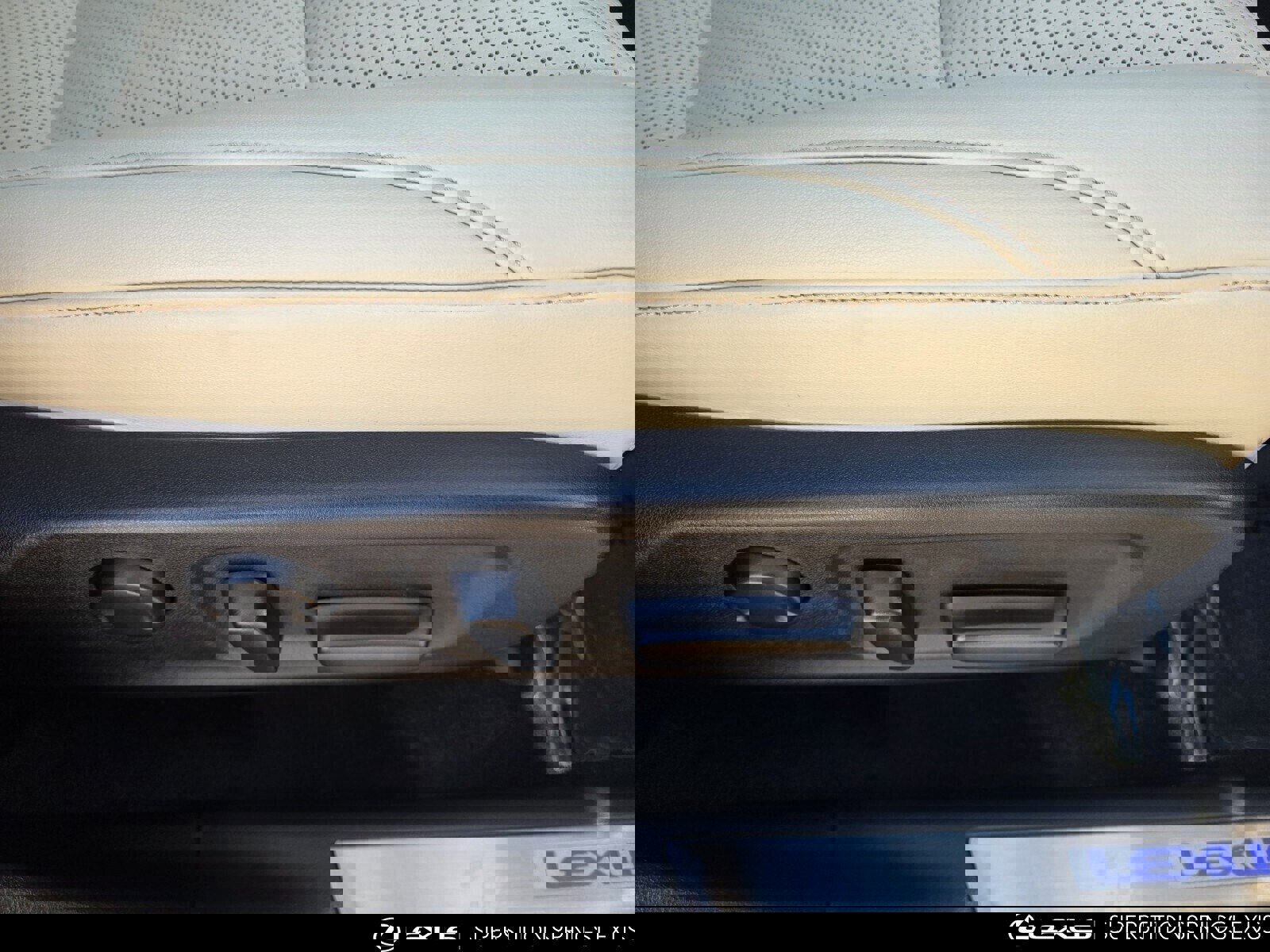 Certified 2021 Lexus RX 450h AWD w/ Premium Package image 34