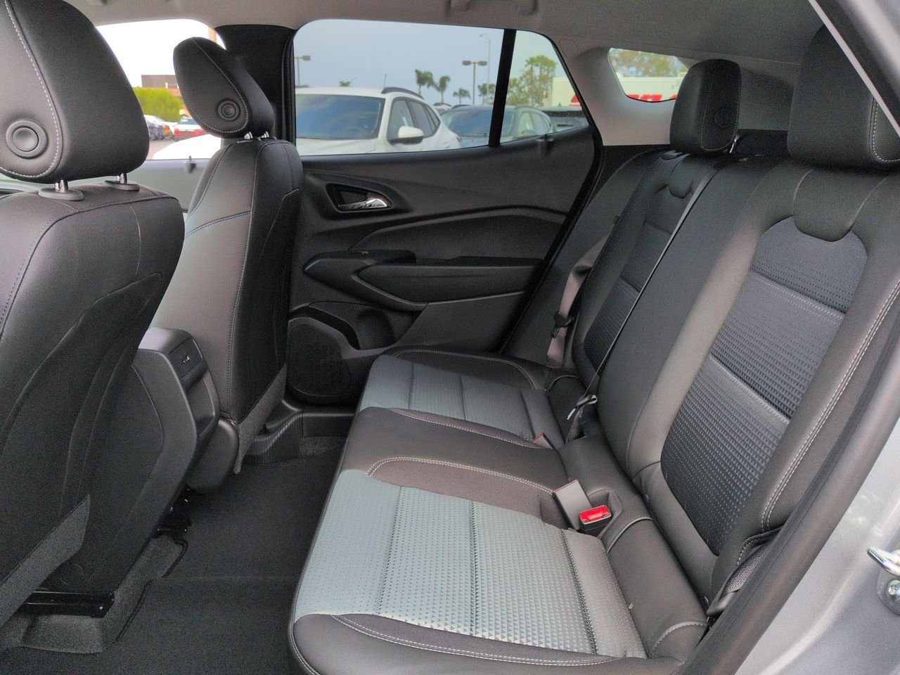 New 2026 Chevrolet Trax LT w/ Driver Confidence Package FWD image 26