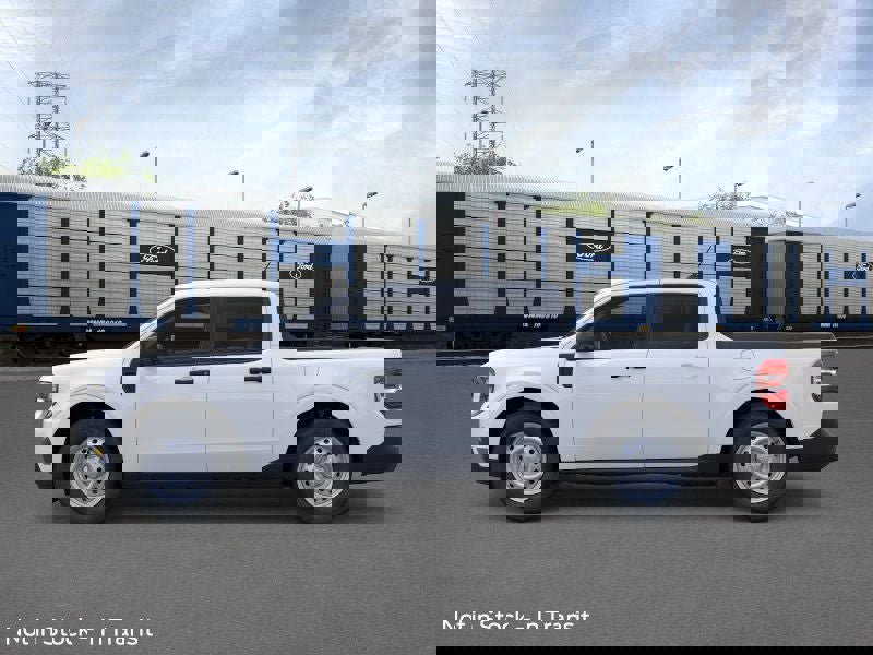 New 2026 Ford Maverick XL image 3