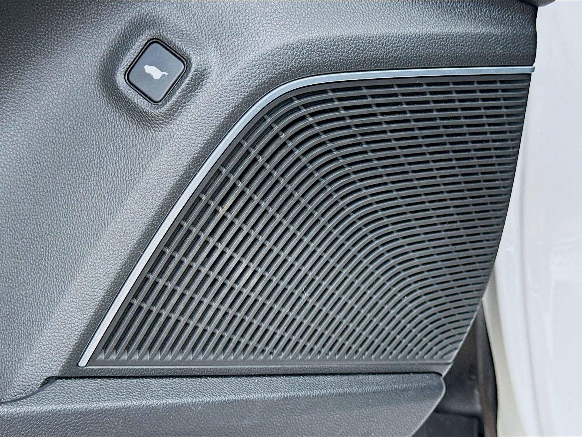 Used 2023 Acura MDX FWD w/ Technology Package image 24