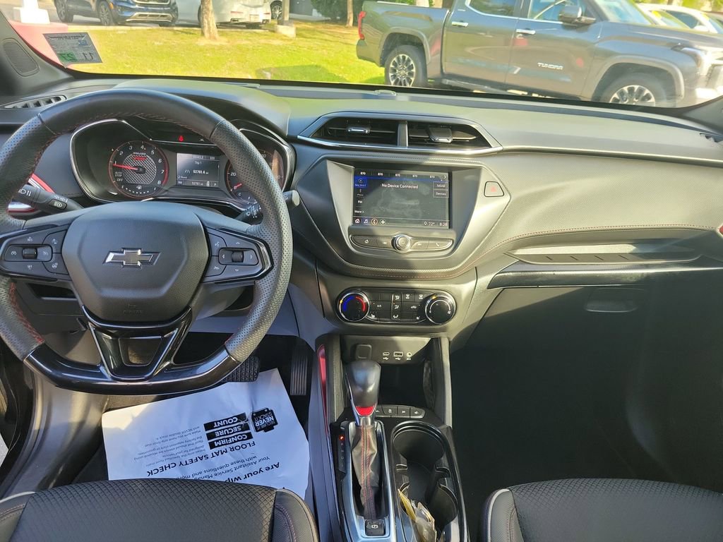 Used 2022 Chevrolet TrailBlazer RS FWD image 20
