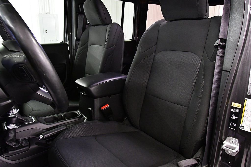 Used 2023 Jeep Wrangler Unlimited Sport AWD/4WD image 23