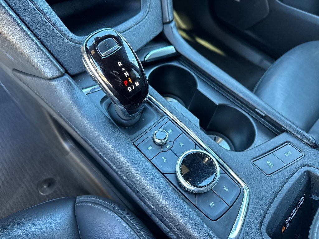 Used 2023 Cadillac XT6 Premium Luxury image 10