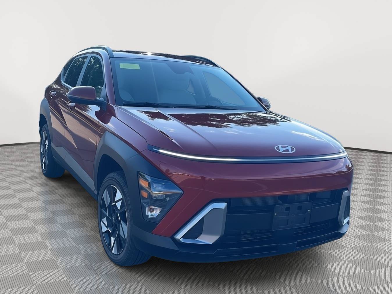 Certified 2025 Hyundai Kona SEL AWD/4WD image 3