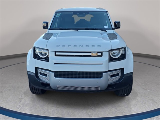 Used 2023 Land Rover Defender 110 S image 2