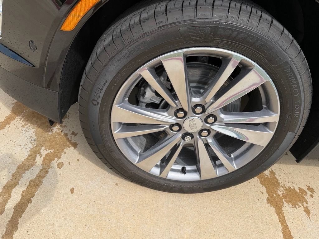 New 2026 Cadillac XT5 Premium Luxury w/ LPO, Floor Liner Package FWD image 11
