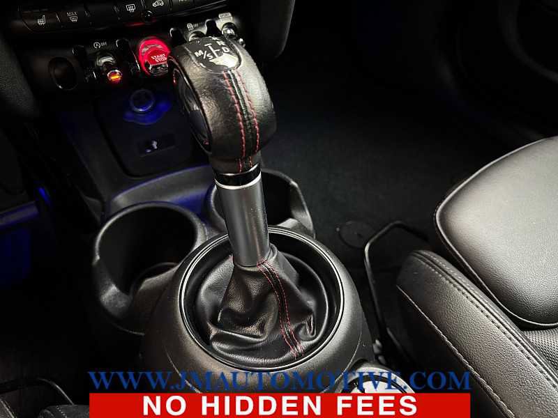 Used 2019 MINI Cooper S w/ Signature Upholstery Package image 36