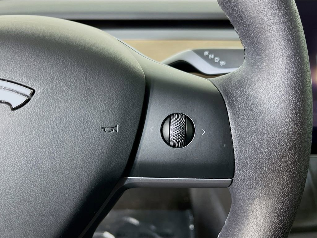 Used 2023 Tesla Model 3 Standard Range RWD image 15