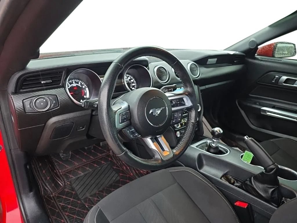 Used 2021 Ford Mustang Coupe RWD image 13