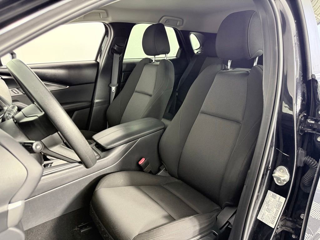 Used 2022 MAZDA CX-30 AWD 2.5 S image 11