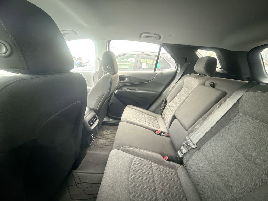 Used 2022 Chevrolet Equinox LT FWD image 8