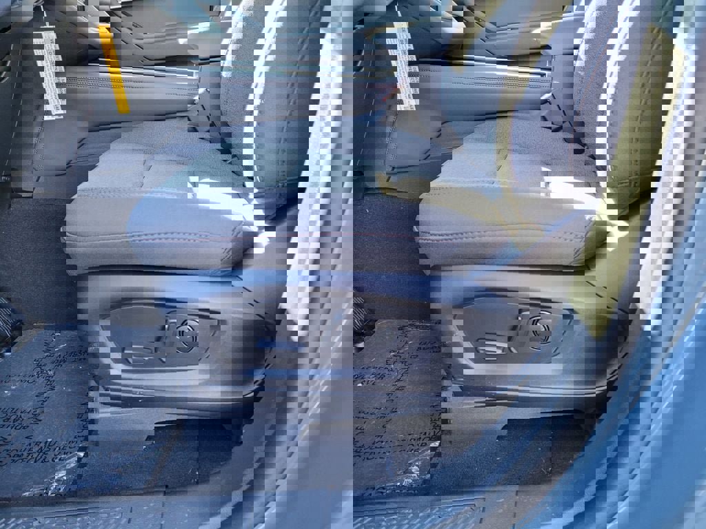 New 2026 Ford Explorer Active image 39