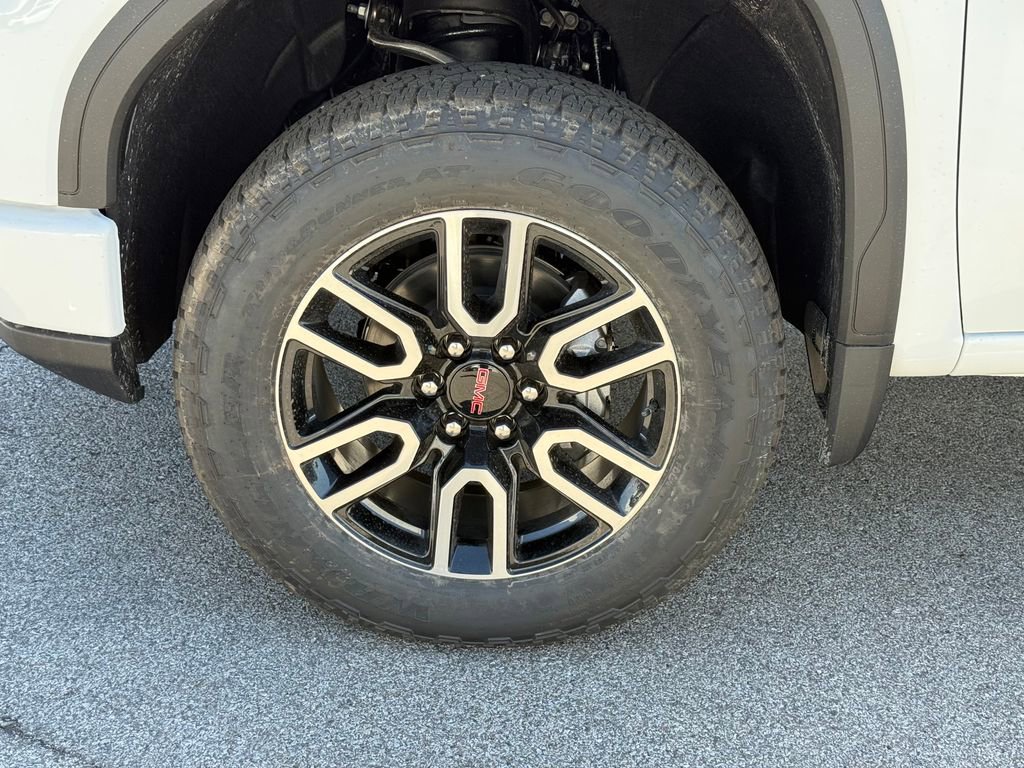 New 2026 GMC Sierra 1500 AT4 w/ AT4 Premium Package AWD/4WD image 14
