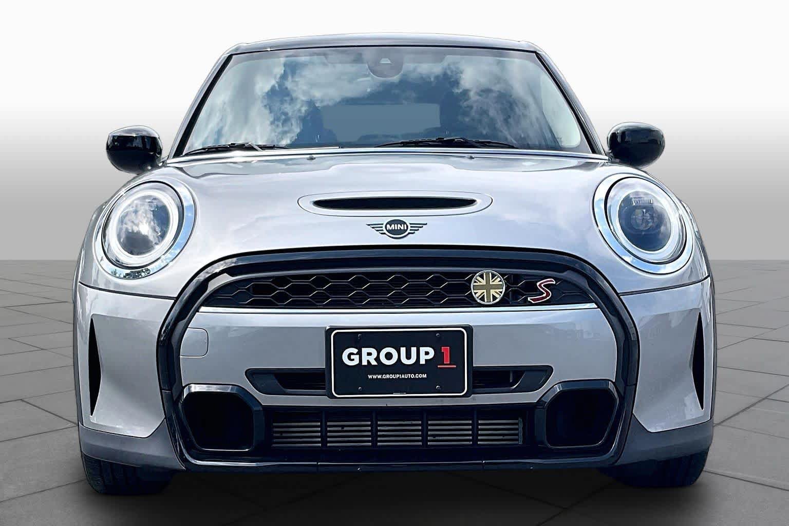 Used 2024 MINI Cooper S FWD image 3