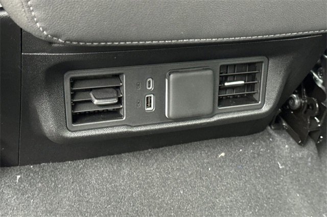 New 2026 GMC Sierra 1500 SLE w/ Preferred Package image 14