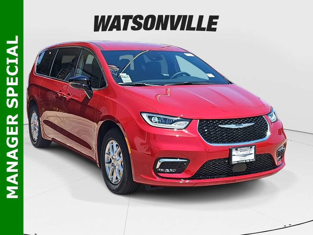 New 2025 Chrysler Pacifica Select